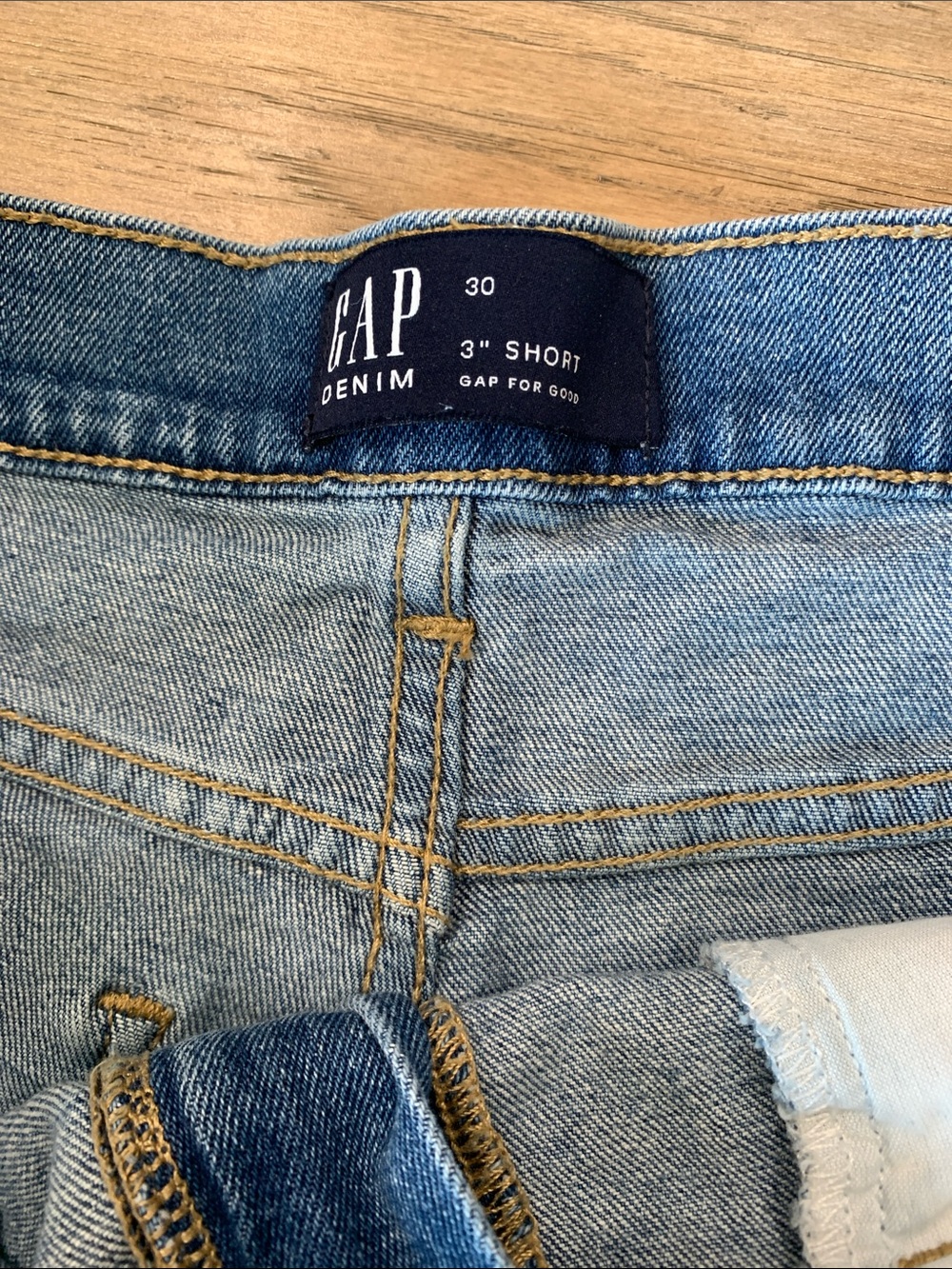 GAP Light Blue Distressed Denim Cutoff Shorts Size 30x3’’ - Picture 3 of 7